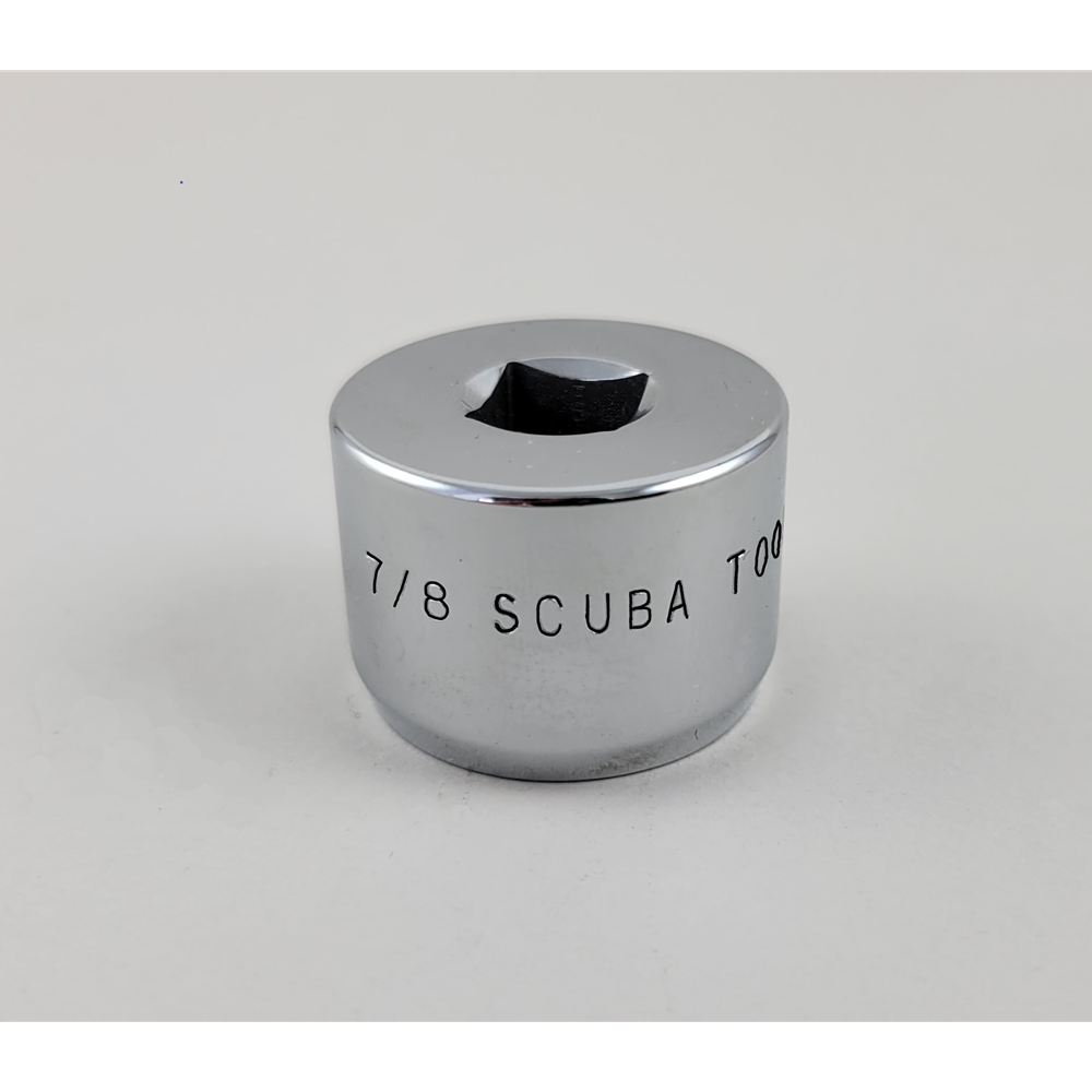 Case Construction Hydraulic Tube Fitting - 45 Degree M18 ORB