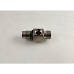 Reversing Fitting with gauge port